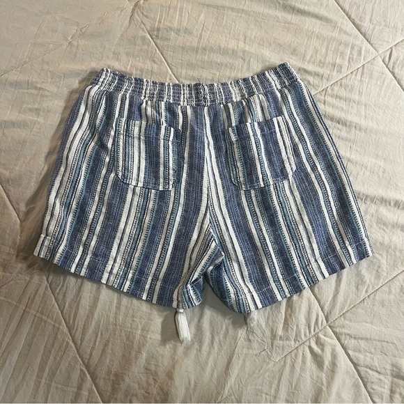 Briggs Women’s Linen Striped Boho Shorts Blue White Breathable Stretchy Waist M - Picture 2 of 7